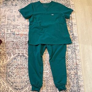 Figs Technical Collection in Aqua